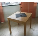 Jídelní stůl - dub 700 x 700 mm