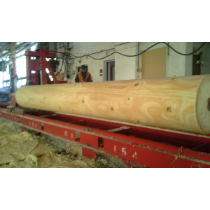 Soustružená kulatina průměr 20cm délka 5m